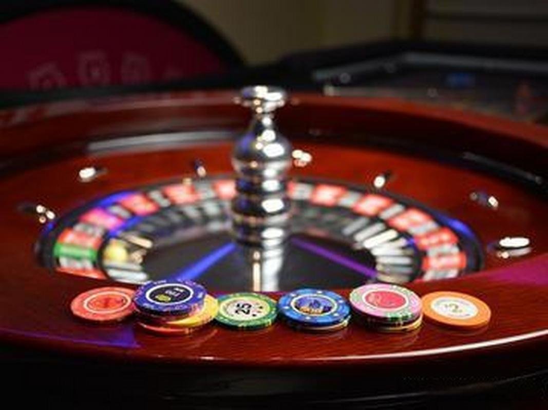 Pemain menikmati pengalaman taruhan olahraga dan casino secara mobile di gen777